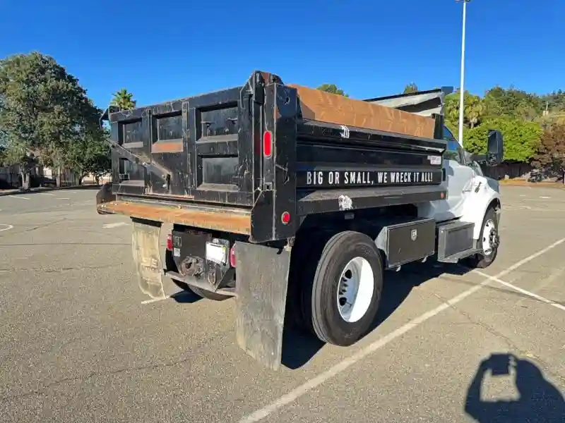 1FDNF6DE3NDF08598 2022 FORD F650-3
