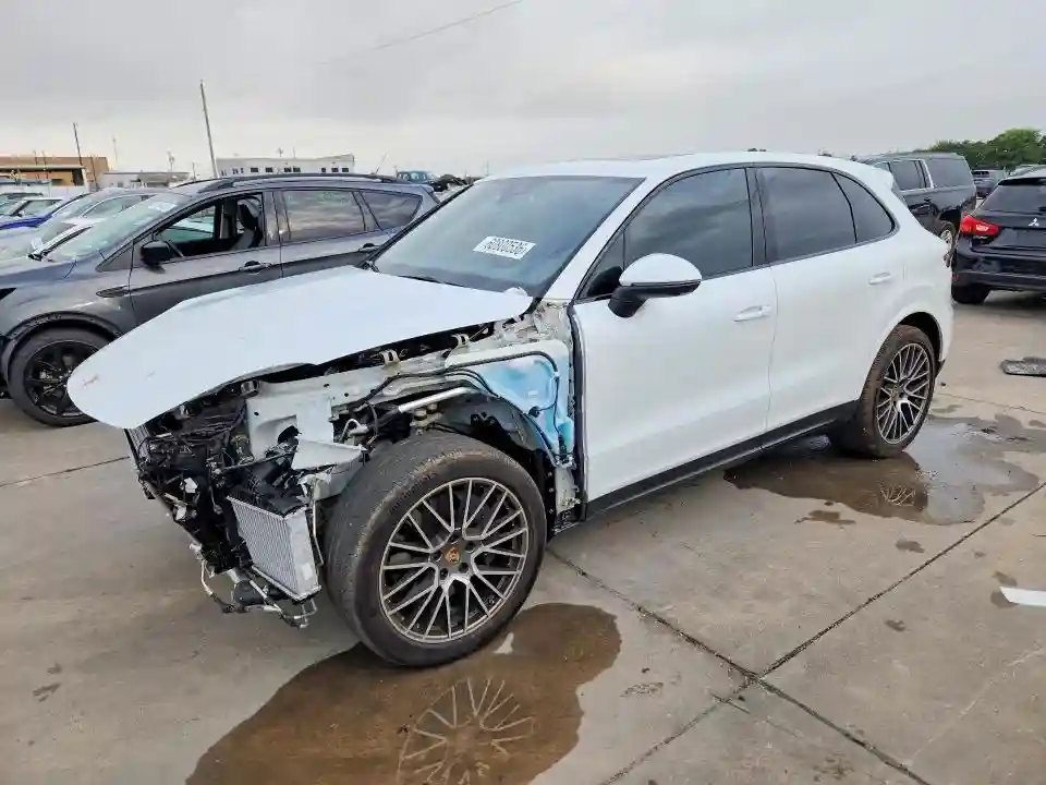 WP1AA2AYXNDA05917 2022 PORSCHE CAYENNE-0