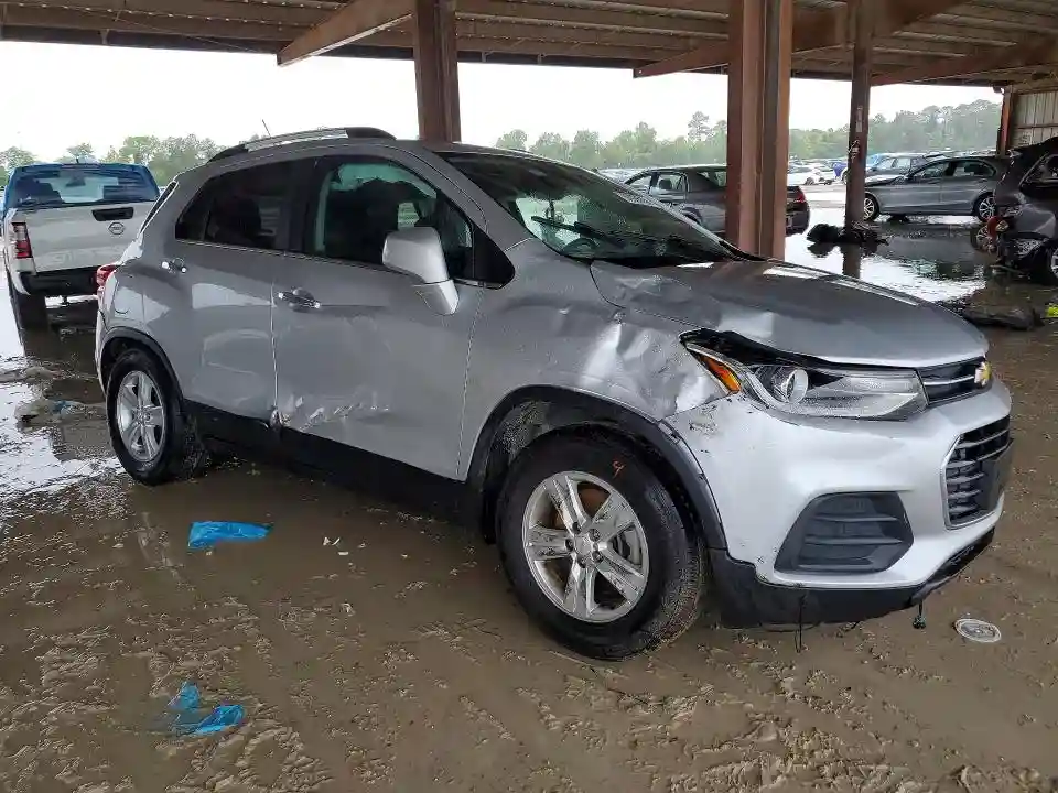 KL7CJLSB4LB024558 2020 CHEVROLET TRAX-3
