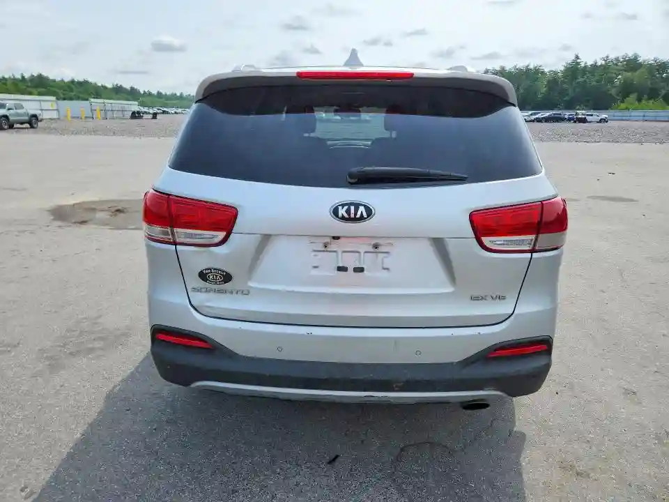 5XYPHDA51HG235960 2017 KIA SORENTO-5