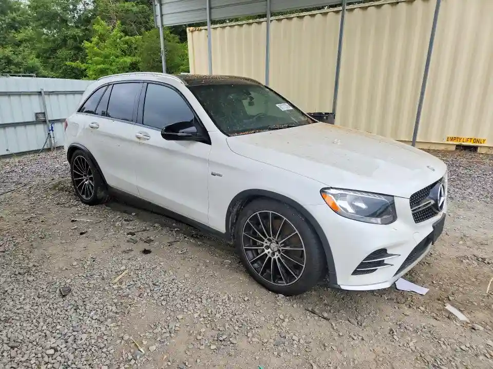WDC0G6EB9HF147400 2017 MERCURY GLC-3