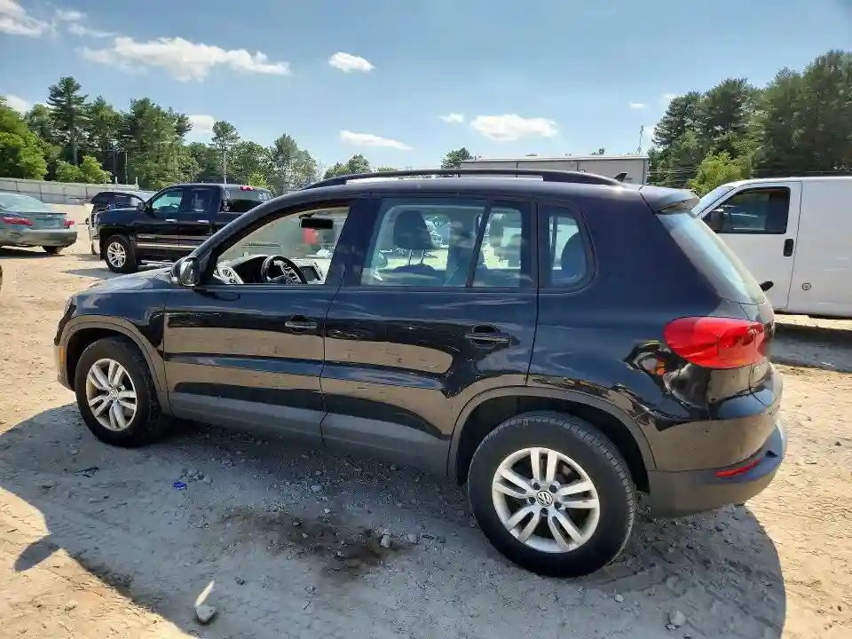 WVGBV7AX6HK021803 2017 VOLKSWAGEN TIGUAN-1