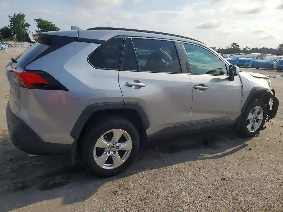 2T3P1RFV4MW148379 2021 TOYOTA RAV4-2