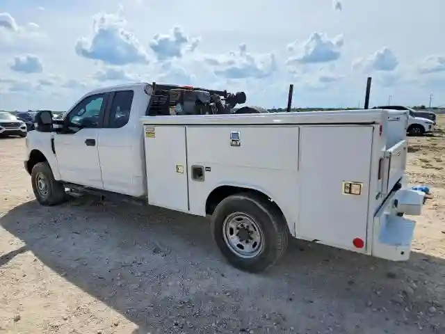 1FD7X2B66JEC27135 2018 FORD F250-1