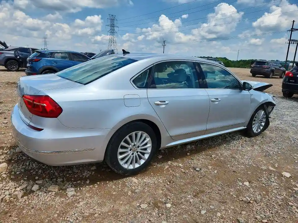 1VWBS7A37GC062876 2016 VOLKSWAGEN PASSAT-2