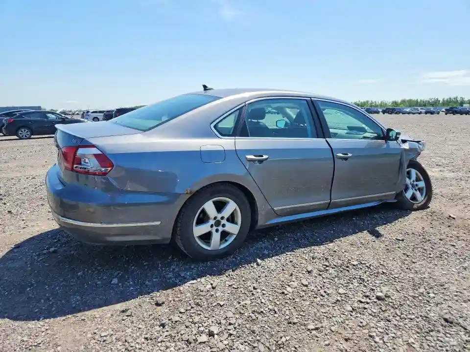 1VWBV7A31FC022850 2015 VOLKSWAGEN PASSAT-2
