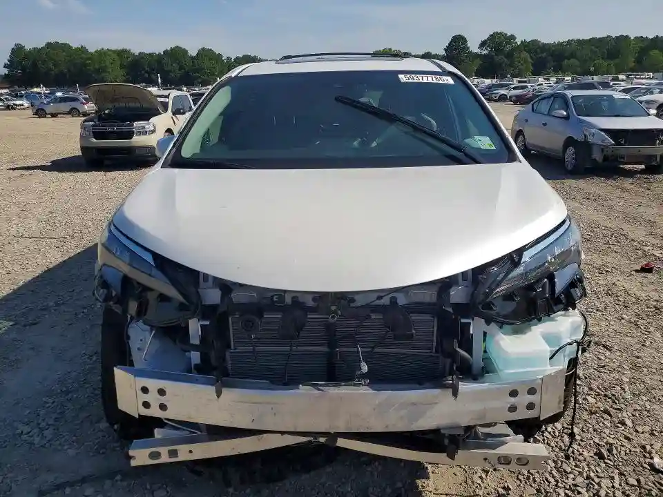 5TDYRKEC4SS286409 2025 TOYOTA SIENNA-4