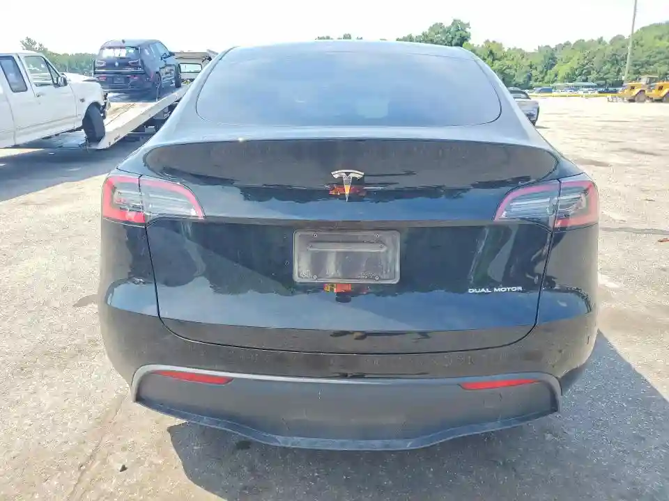 7SAYGDEEXPA176477 2023 TESLA MODEL Y-5