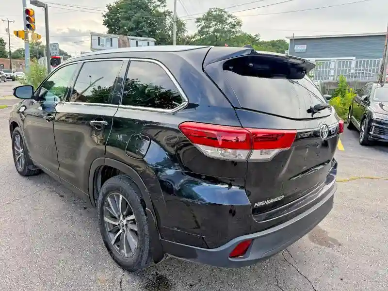 5TDJZRFH6HS371118 2017 TOYOTA HIGHLANDER-1