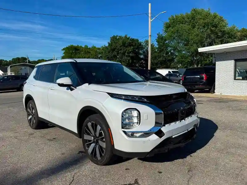 JA4J4VA88SZ021889 2025 MITSUBISHI OUTLANDER-0