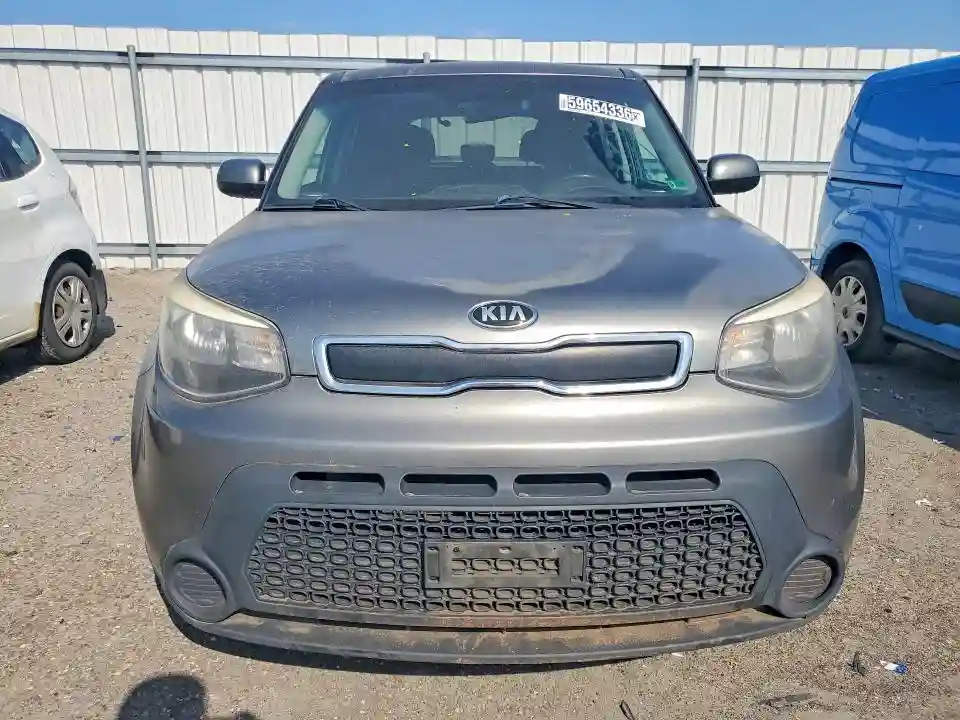 KNDJN2A25G7304153 2016 KIA SOUL-4