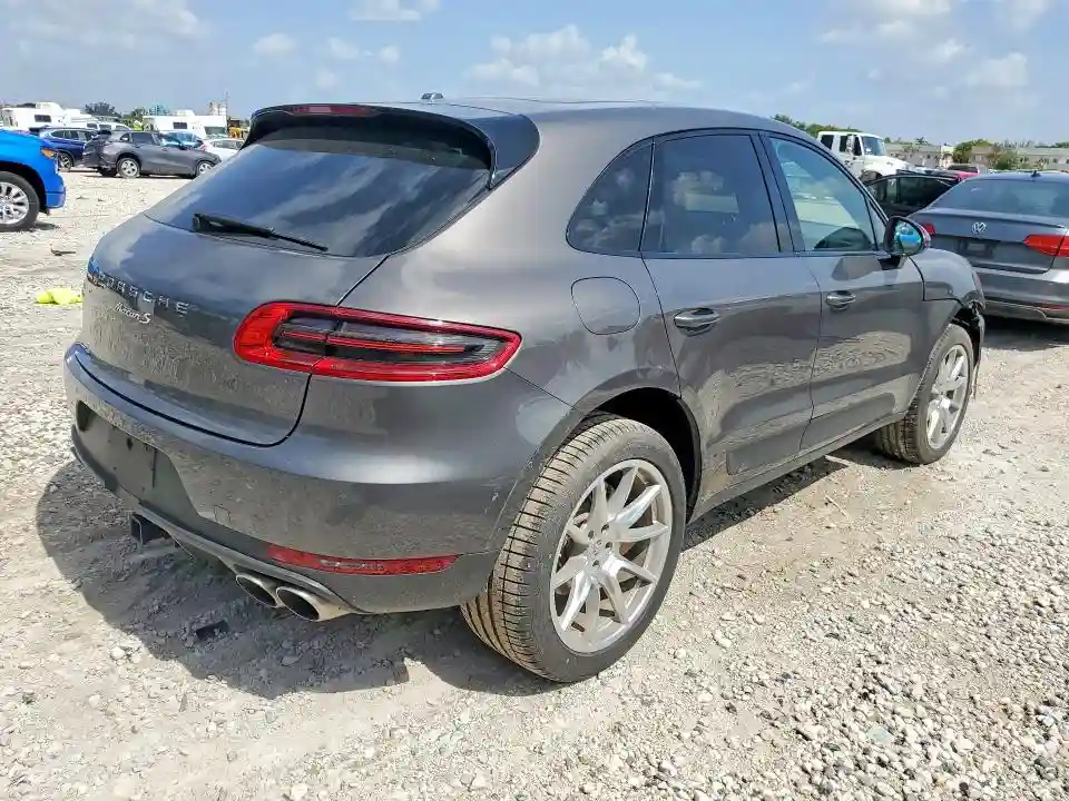WP1AB2A55GLB40847 2016 PORSCHE MACAN-2