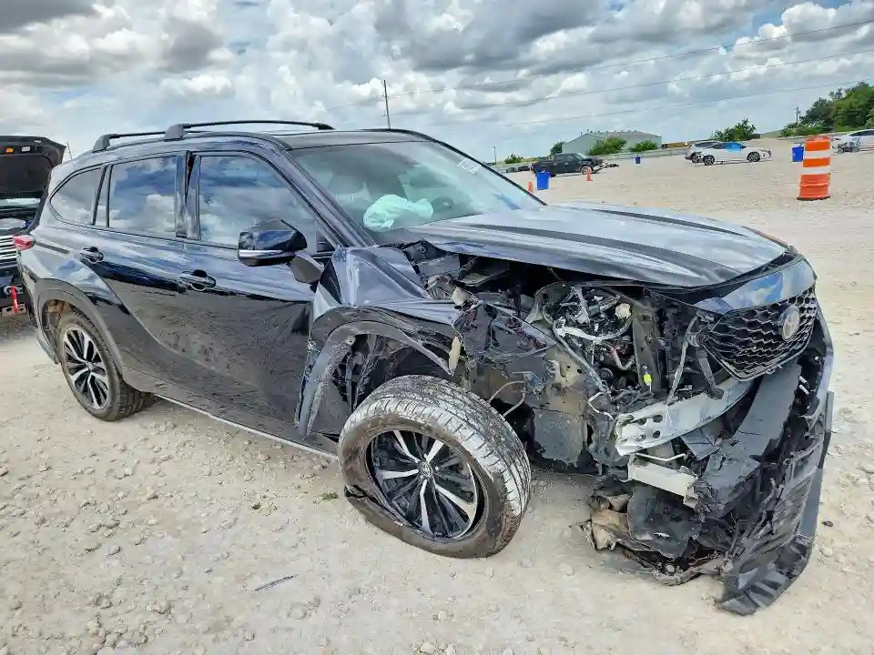 5TDLZRBH2NS165496 2022 TOYOTA HIGHLANDER-3