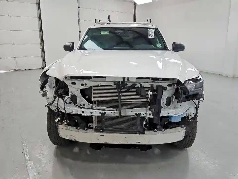 3TYJDAHNXRT007938 2024 TOYOTA TACOMA SR-4