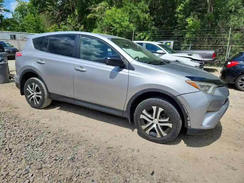 JTMBFREVXJJ260286 2018 TOYOTA RAV4-3