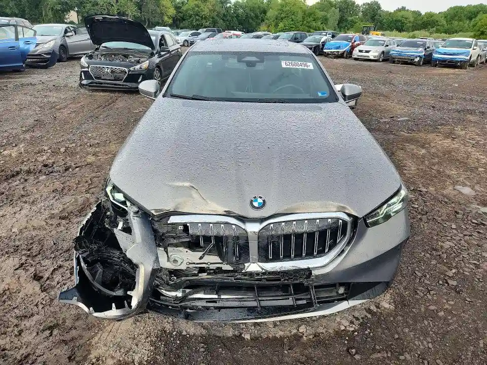 WBA53FJ00RCP92755 2024 BMW 5 SERIES-4