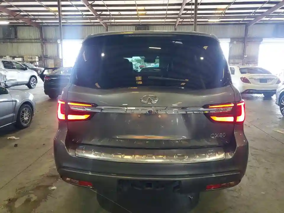 JN8AZ2NF5J9661379 2018 INFINITI QX80-5