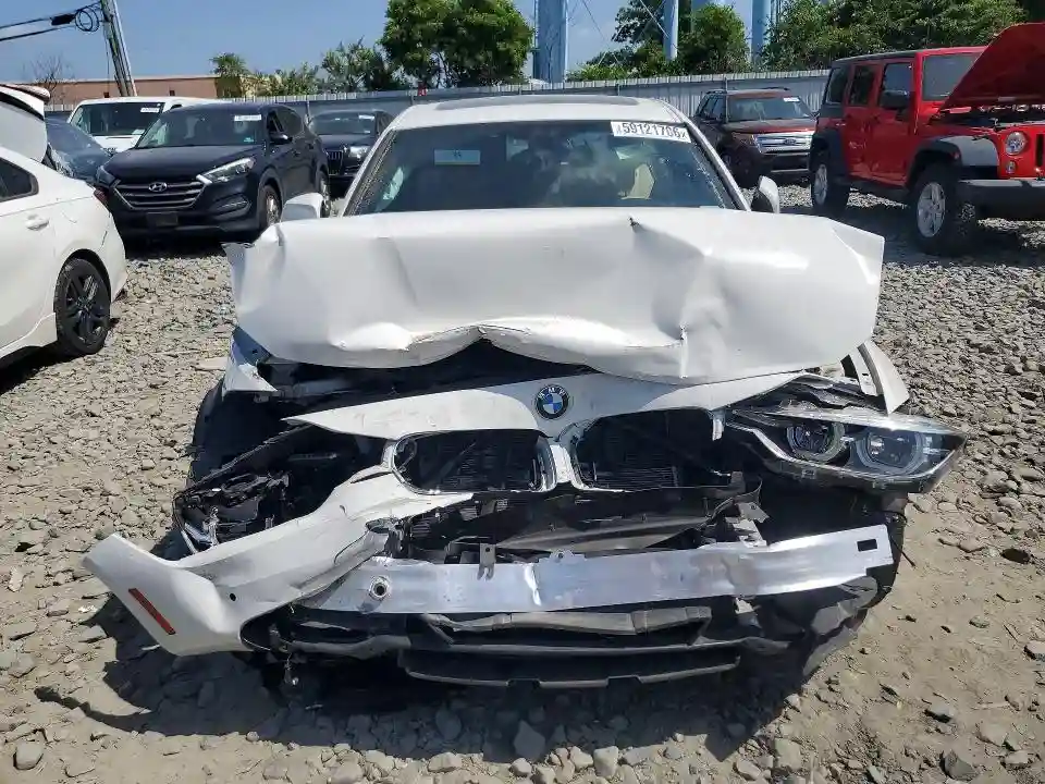 WBA8D9C50JEM34049 2018 BMW 3 SERIES-4