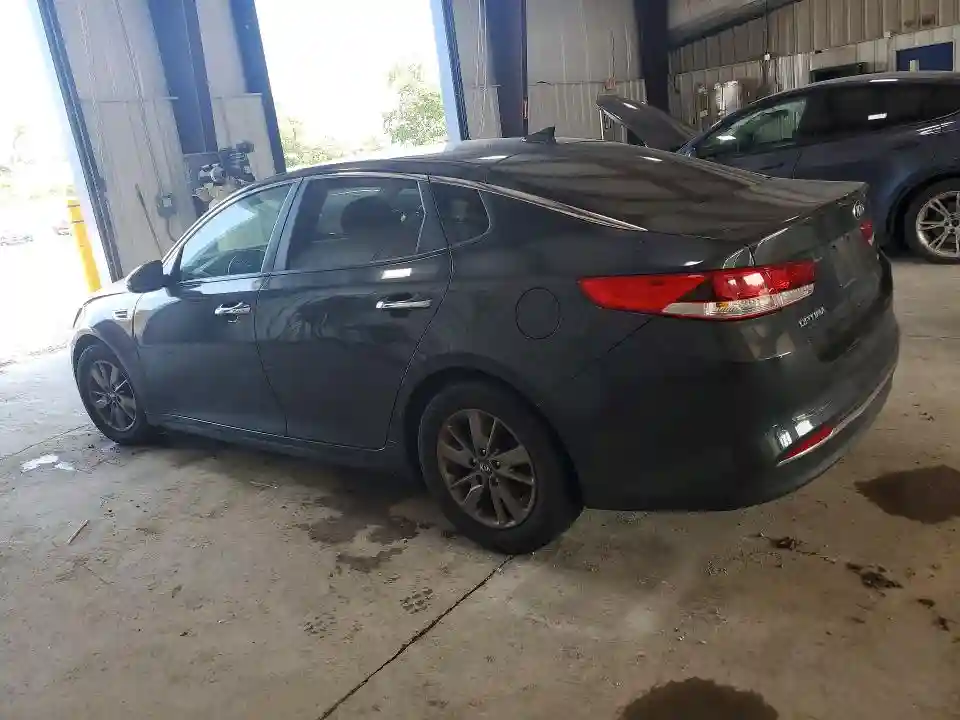 5XXGT4L11GG022504 2016 KIA OPTIMA-1