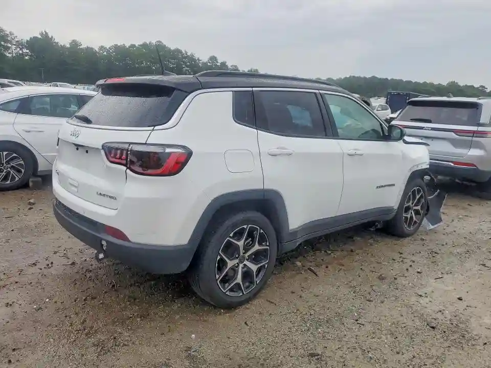 3C4NJDCN8ST565331 2025 JEEP COMPASS-2