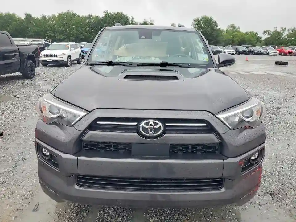 JTEAU5JR8N5266360 2022 TOYOTA 4RUNNER-4