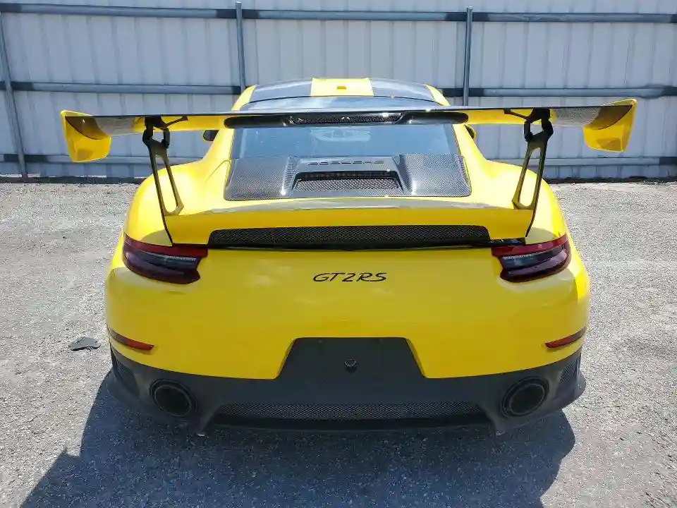 WP0AE2A93JS186024 2018 PORSCHE 911-5