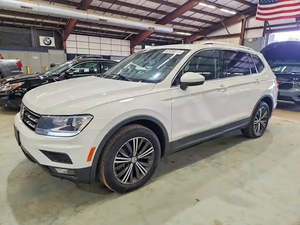 3VV2B7AX0KM191184 2019 VOLKSWAGEN TIGUAN-0
