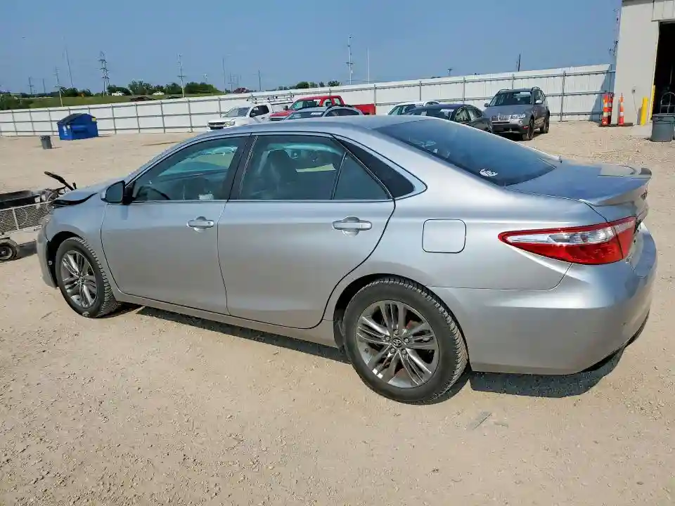 4T1BF1FK2GU611281 2016 TOYOTA CAMRY-1