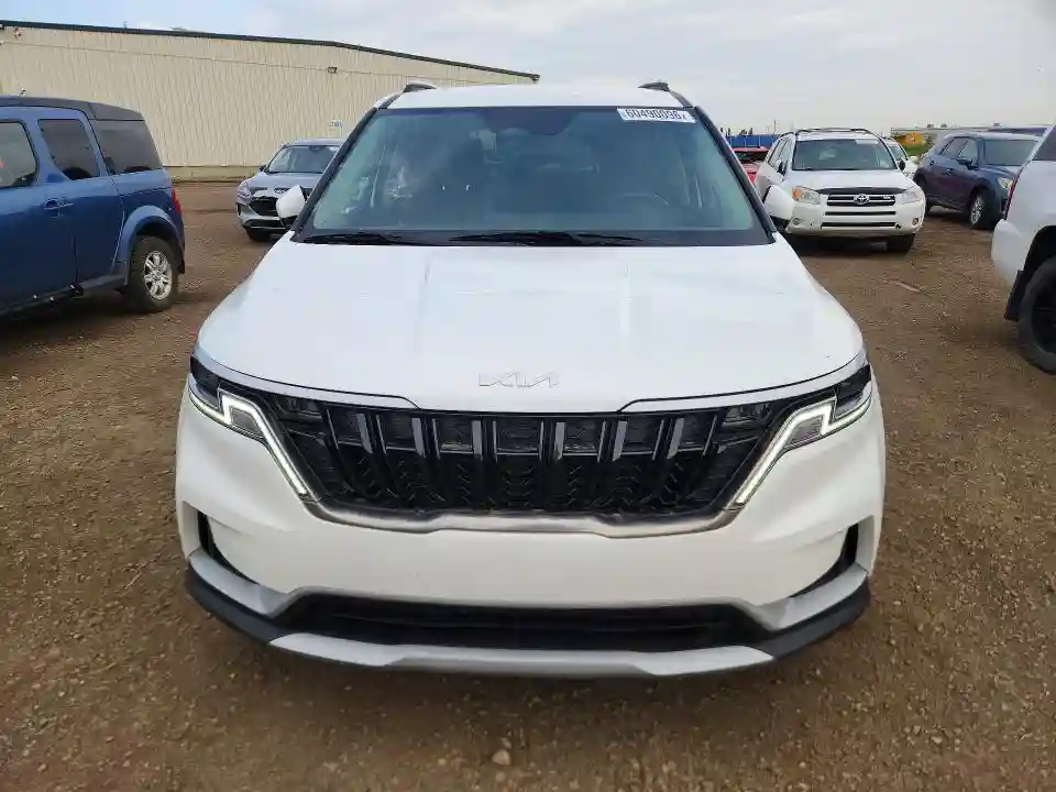 KNDNB5H39P6293240 2023 KIA CARNIVAL L-4