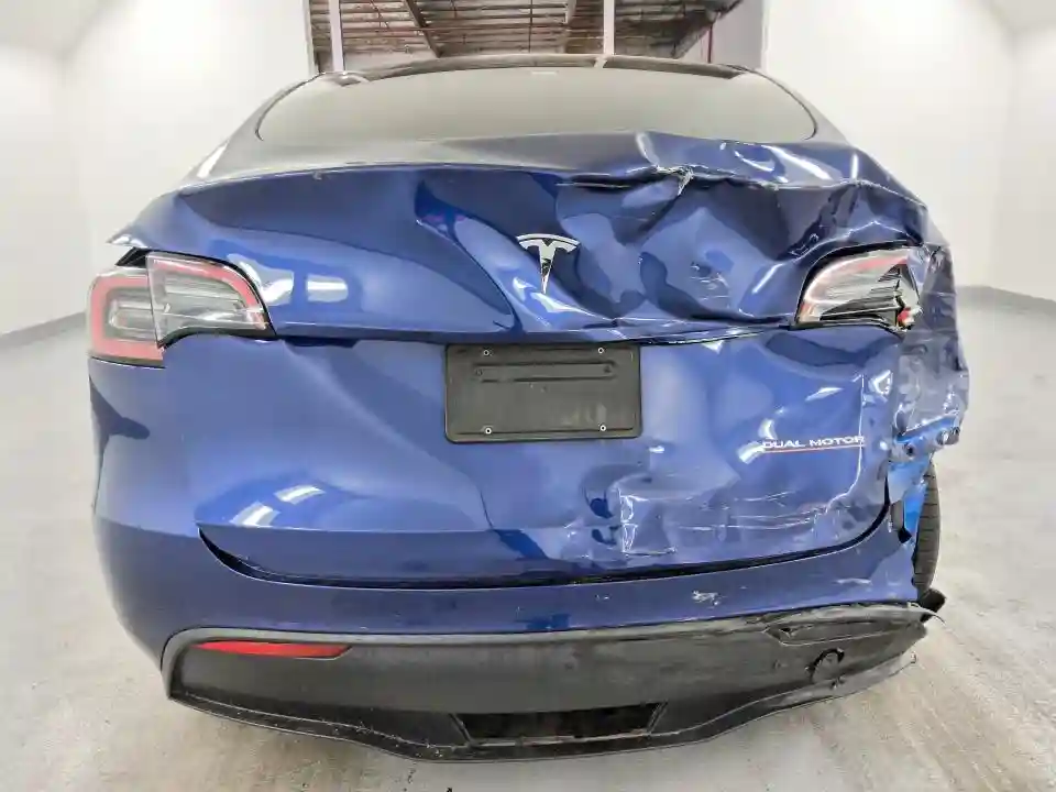 7SAYGDEF6NF389239 2022 TESLA MODEL Y-5