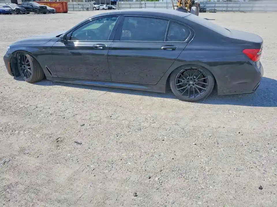 WBA7F2C50JG424686 2018 BMW 7 SERIES-1