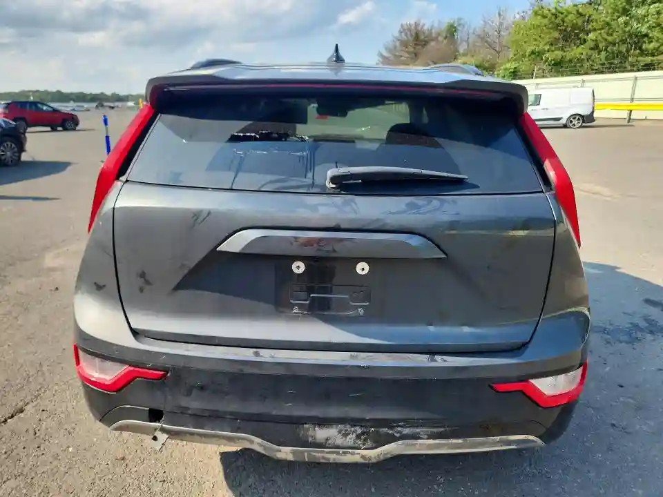 KNDCR3L11P5045972 2023 KIA NIRO-5
