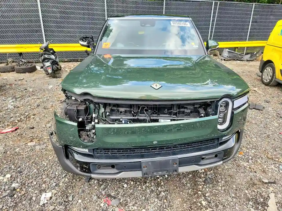 7PDSGABA4PN017440 2023 RIVIAN RIS-4