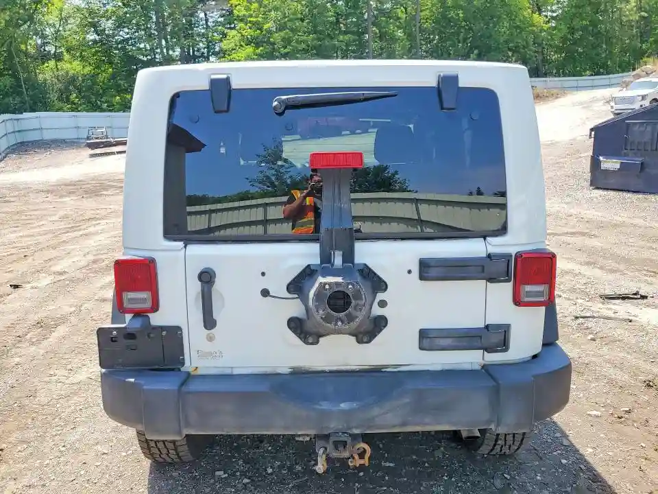 1C4AJWAGXFL529916 2015 JEEP WRANGLER-5