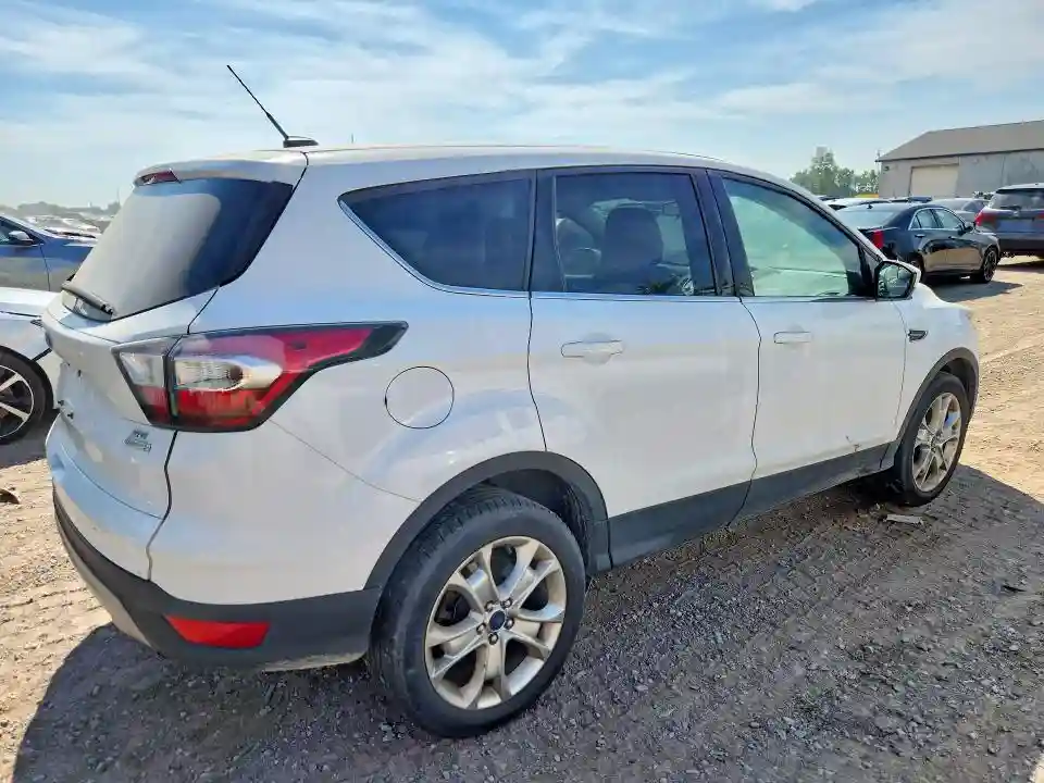 1FMCU0GD0HUB16728 2017 FORD ESCAPE-2