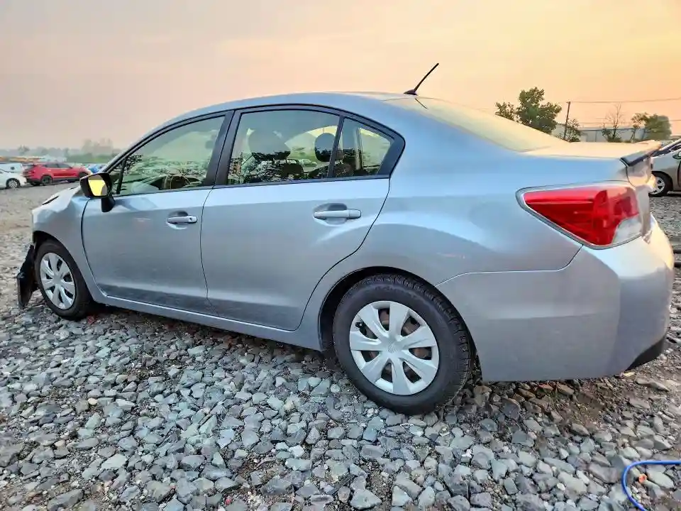 JF1GJAA62FH010470 2015 SUBARU IMPREZA-1