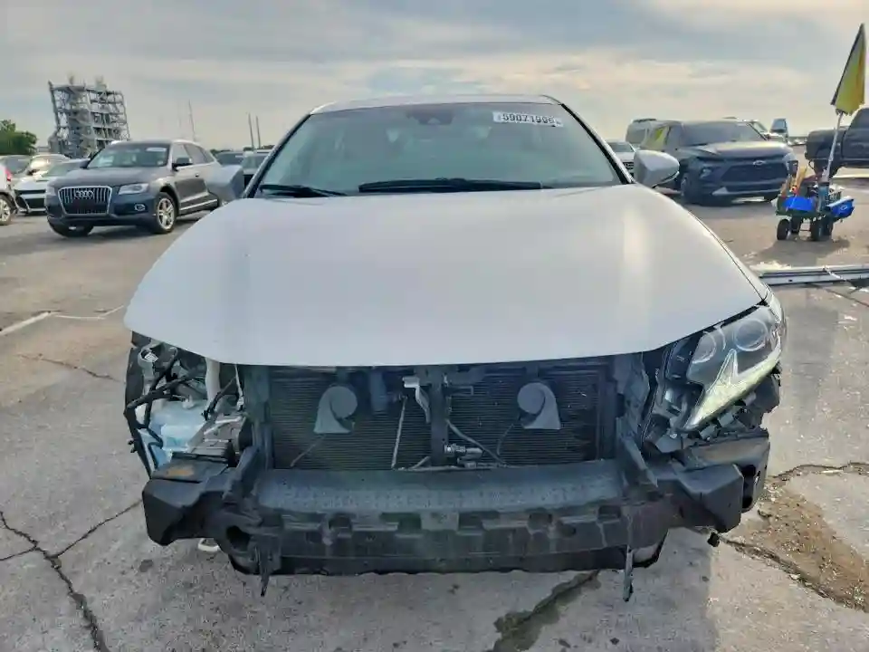 58ABK1GG2JU104824 2018 LEXUS ES350-4