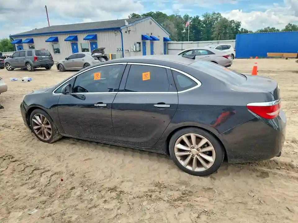 1G4PS5SK7F4173936 2015 BUICK VERANO-1