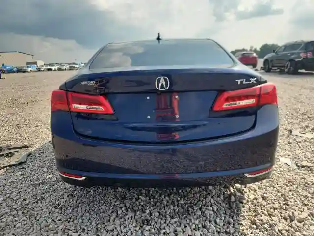 19UUB1F38JA005561 2018 ACURA TLX-5