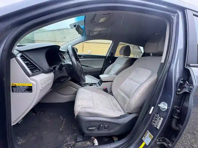 KM8J3CA2XGU194869 2016 HYUNDAI TUCSON-4