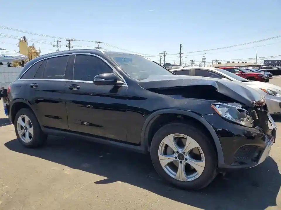 WDC0G4JB4JV049414 2018 MERCEDES-BENZ GLC-CLASS-3