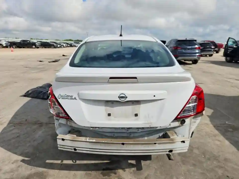 3N1CN7AP0HL865216 2017 NISSAN VERSA-5