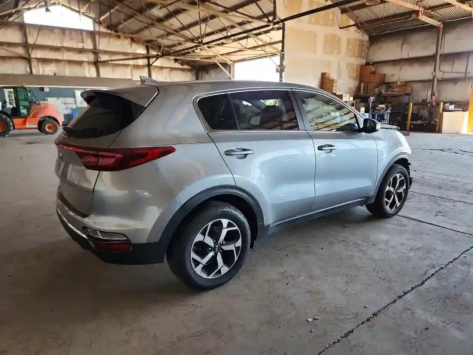 KNDPMCAC2M7934266 2021 KIA SPORTAGE-2