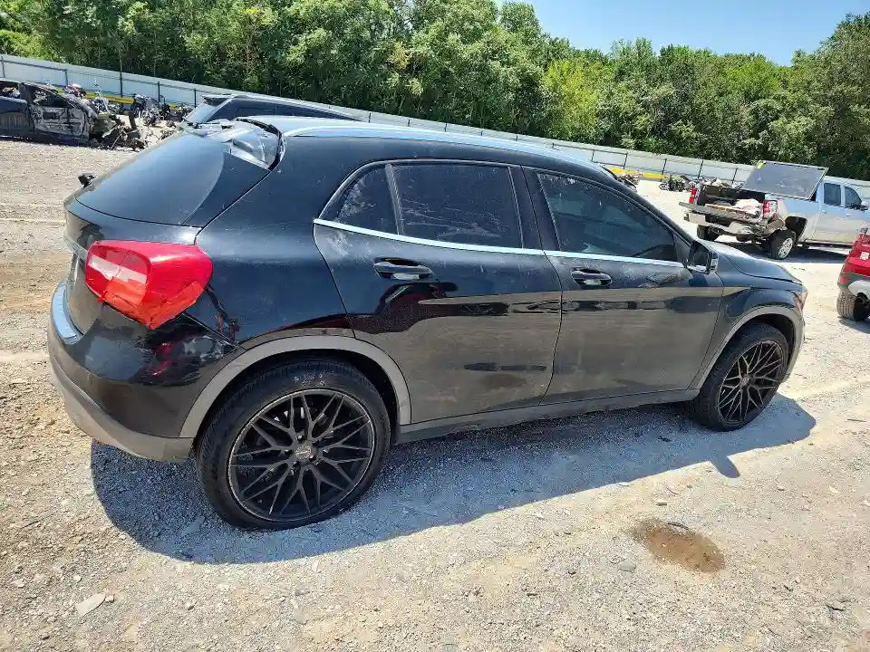 WDCTG4EB2FJ128473 2015 MERCEDES-BENZ GLA-CLASS-2