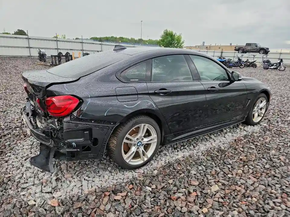 WBA4J7C57KBM76409 2019 BMW 4 SERIES-2