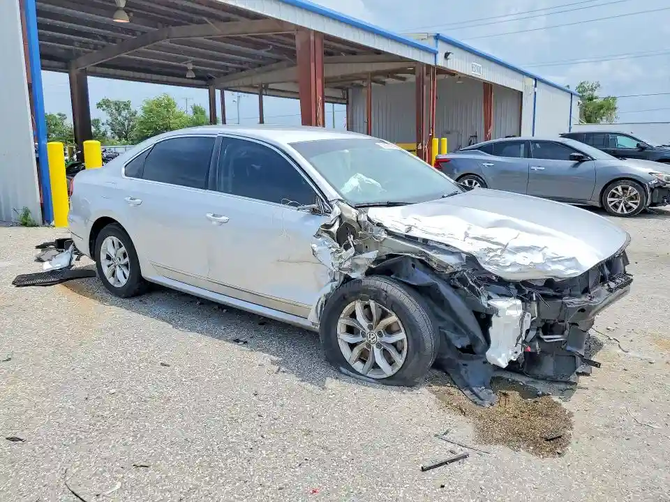 1VWAT7A30GC053462 2016 VOLKSWAGEN PASSAT-3