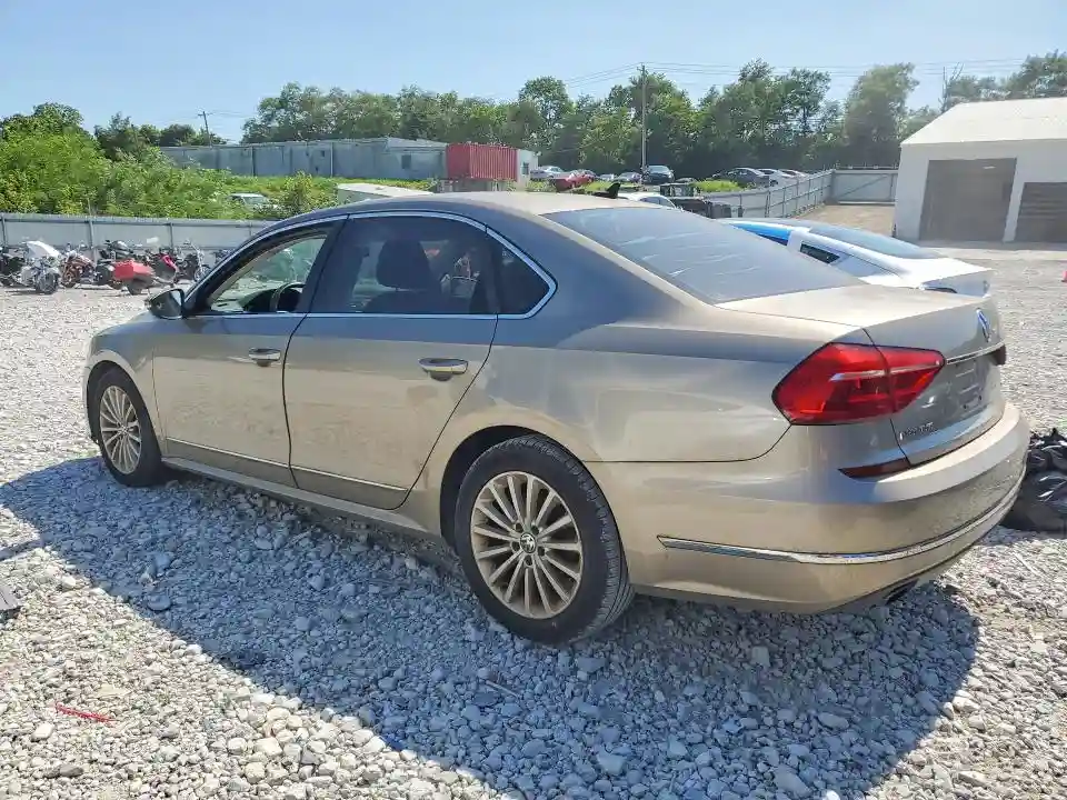 1VWBT7A36GC014458 2016 VOLKSWAGEN PASSAT-1