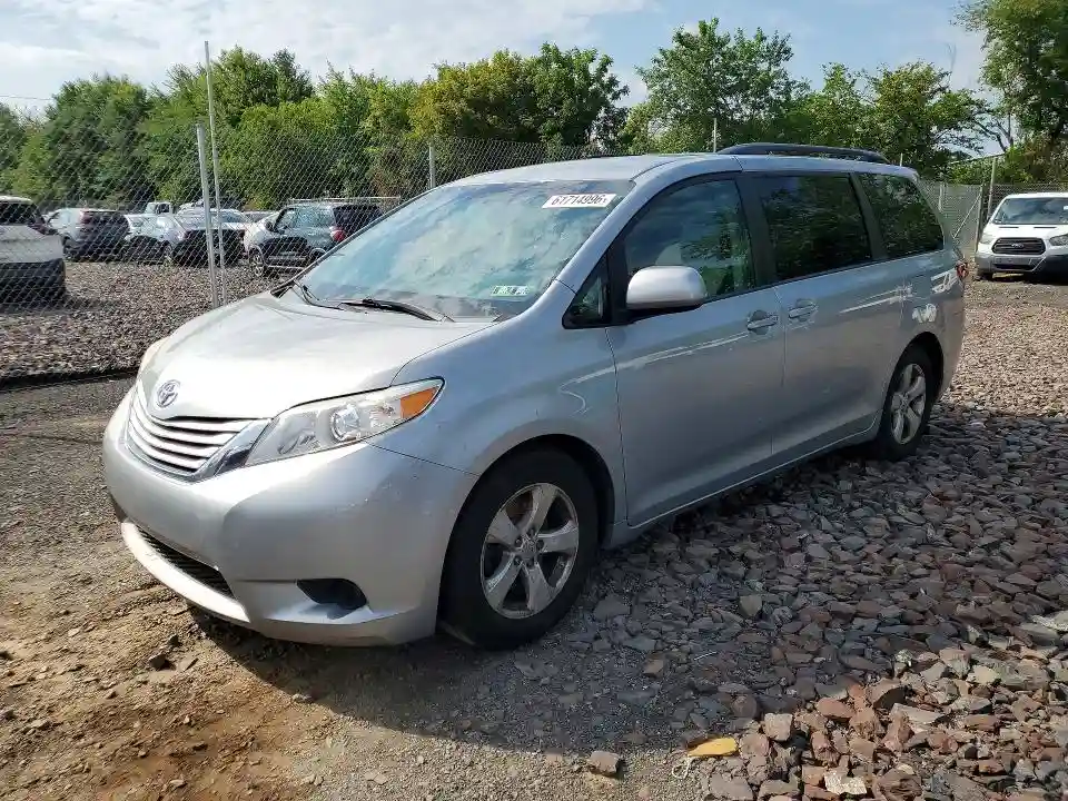 5TDKK3DC9FS670631 2015 TOYOTA SIENNA-0