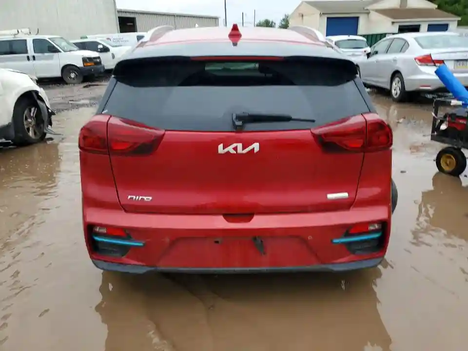 KNDCE3LG1N5124913 2022 KIA NIRO-5