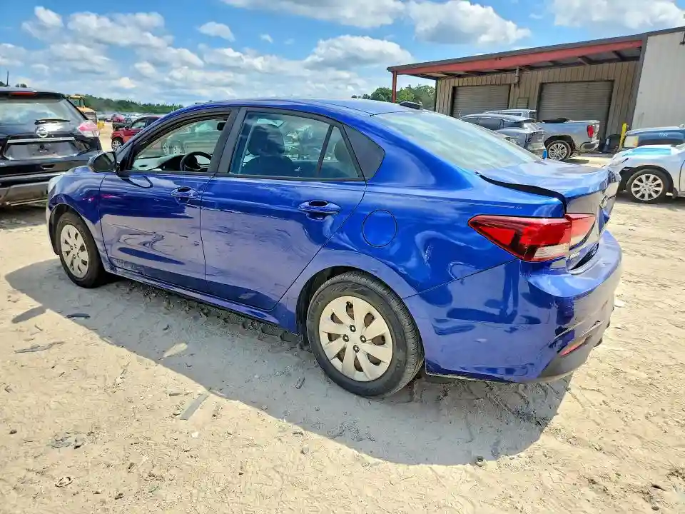3KPA24AB0JE065154 2018 KIA RIO-1